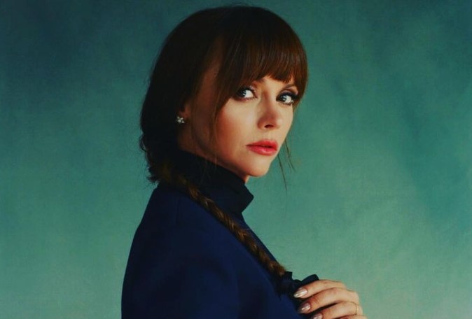 Christina Ricci vendió su colección de bolsas para pagar su divorcio